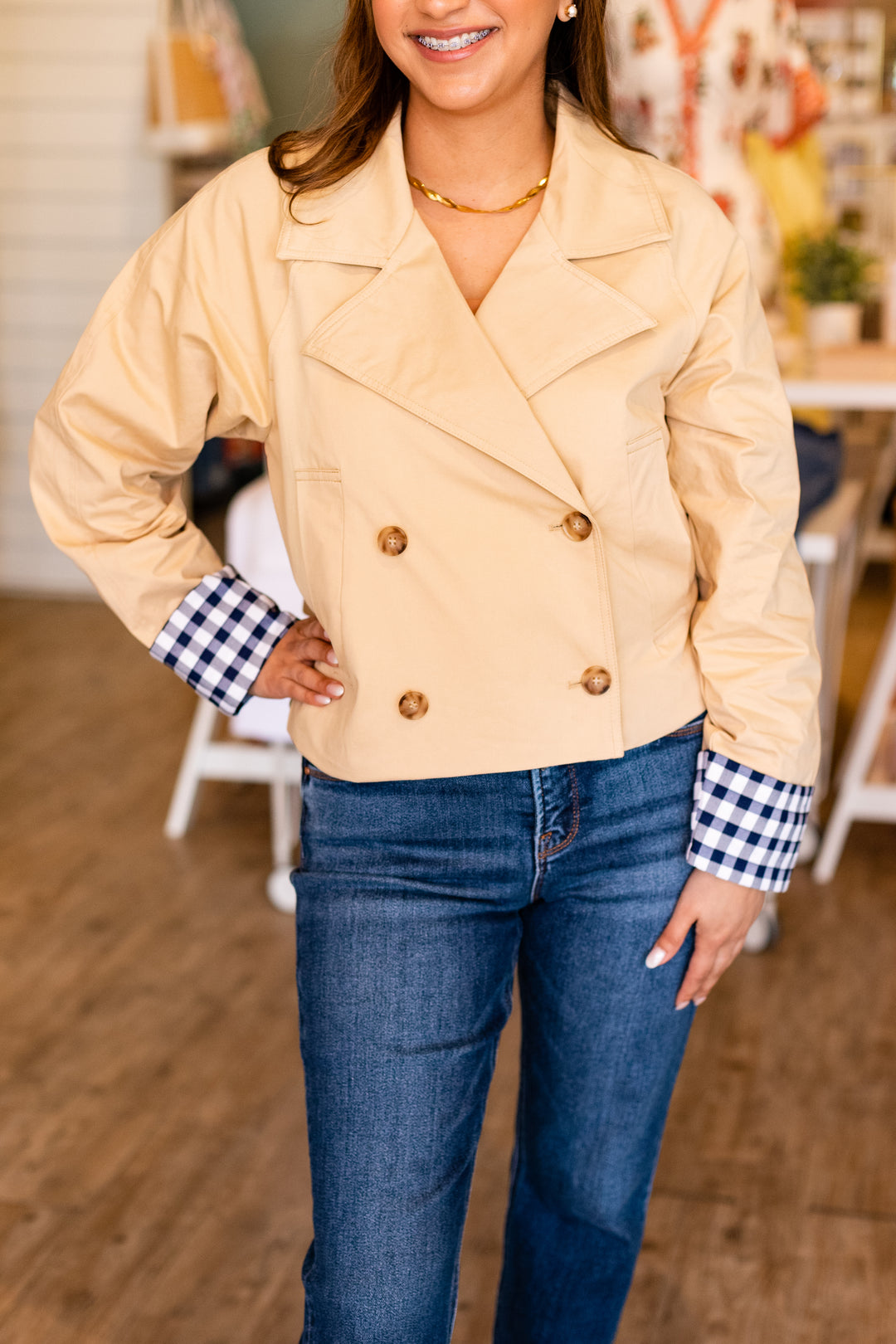 GINGHAM CUFF CROP TRENCH JACKET