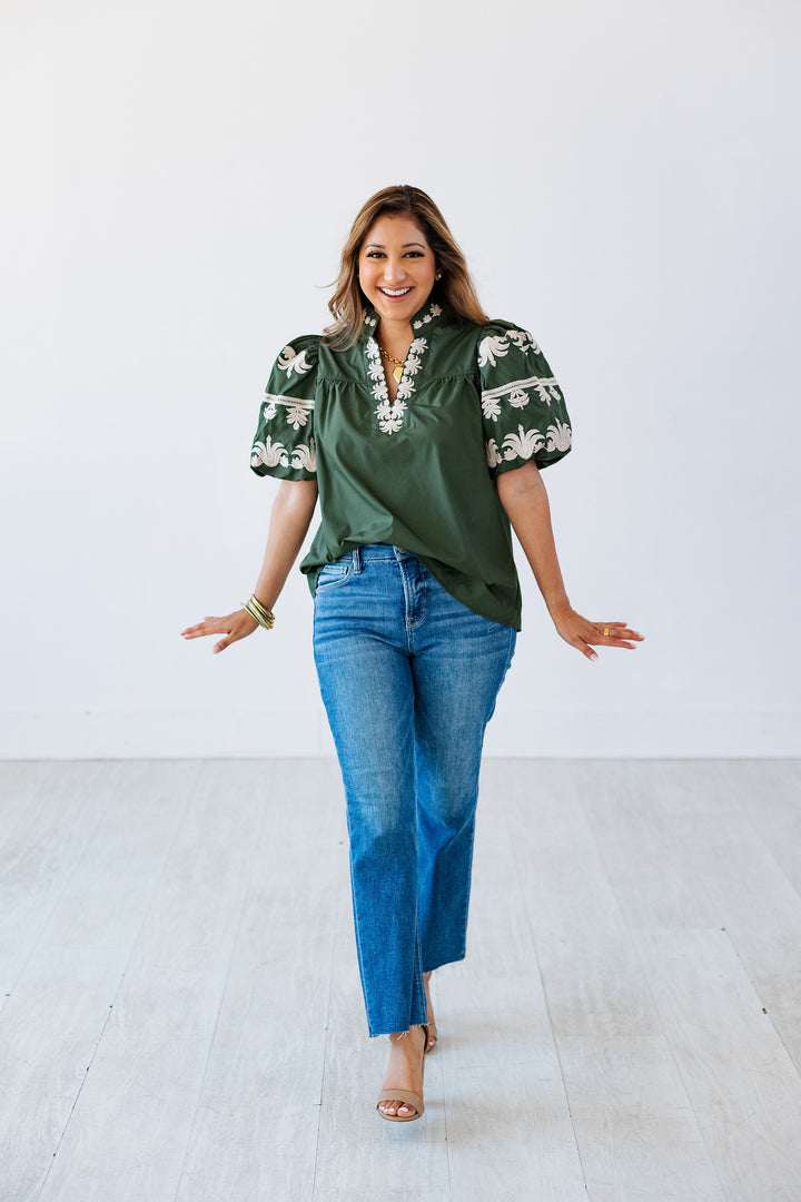 RISEN: MEDIUM DENIM HIGHRISE CROP STRAIGHT JEAN