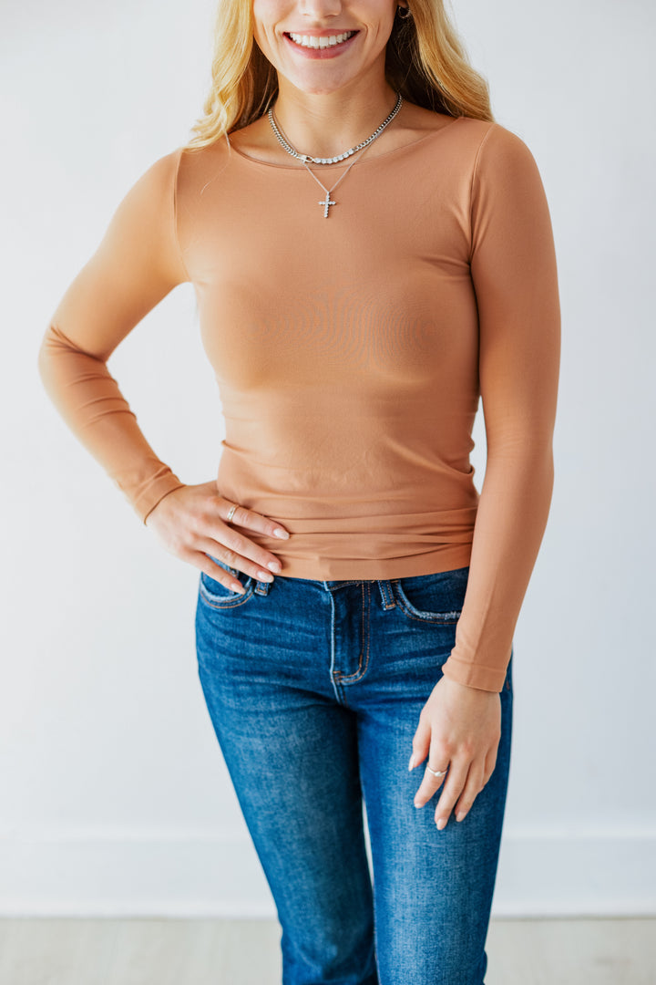 NIKIBIKI: CLEAN LINE LONGSLEEVE TOP- MOCHA MOUSSE