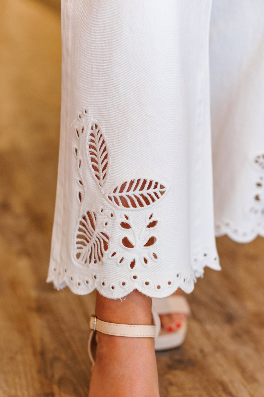 RISEN: CREAM EYELET EMBROIDERED JEAN