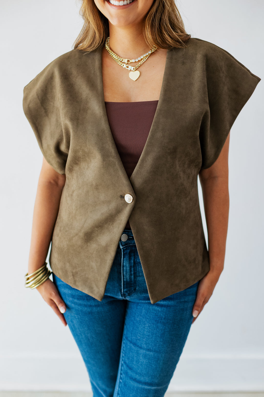 OLIVE SUEDE VEST WITH PEARL BUTTON