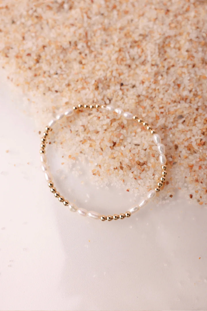 BEADED BLONDES: ALLI PEARL BRACELET