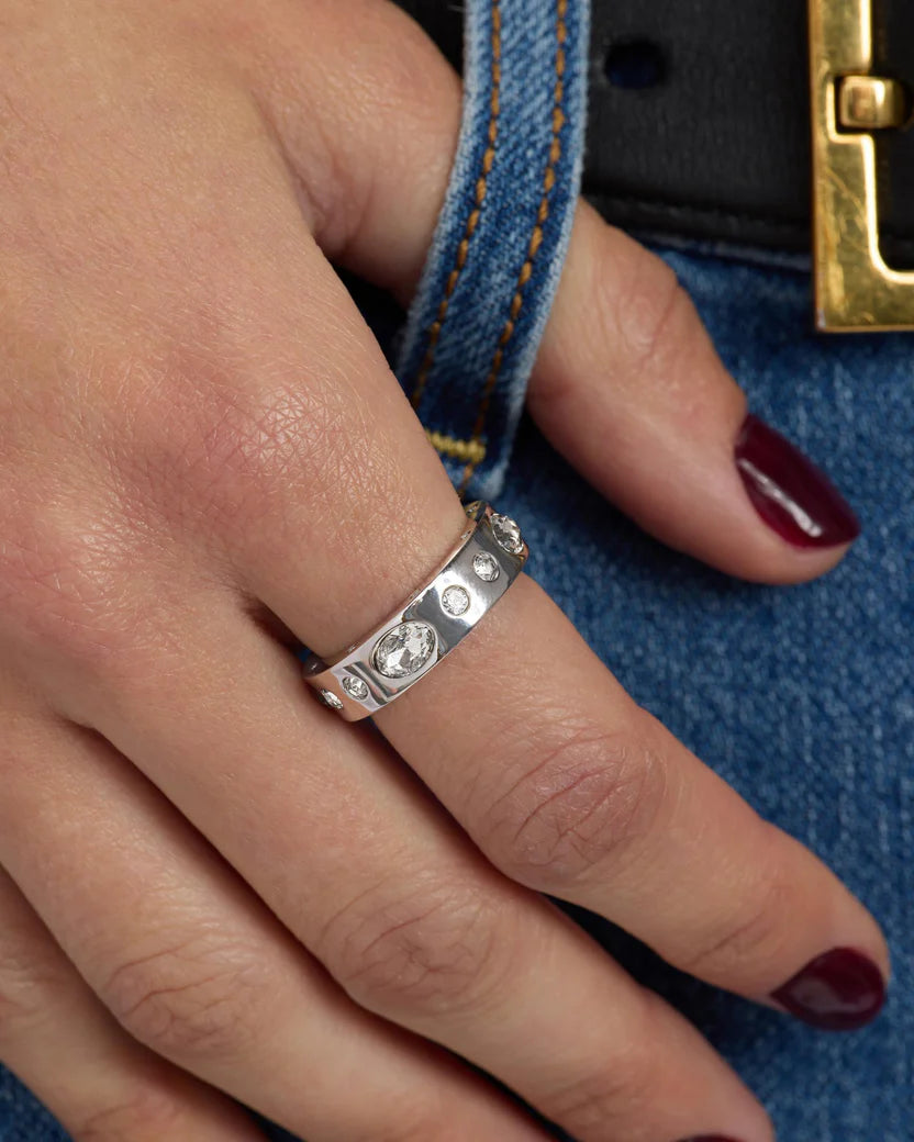MELINDA MARIA: ASHLEY SUNSET RING- SILVER