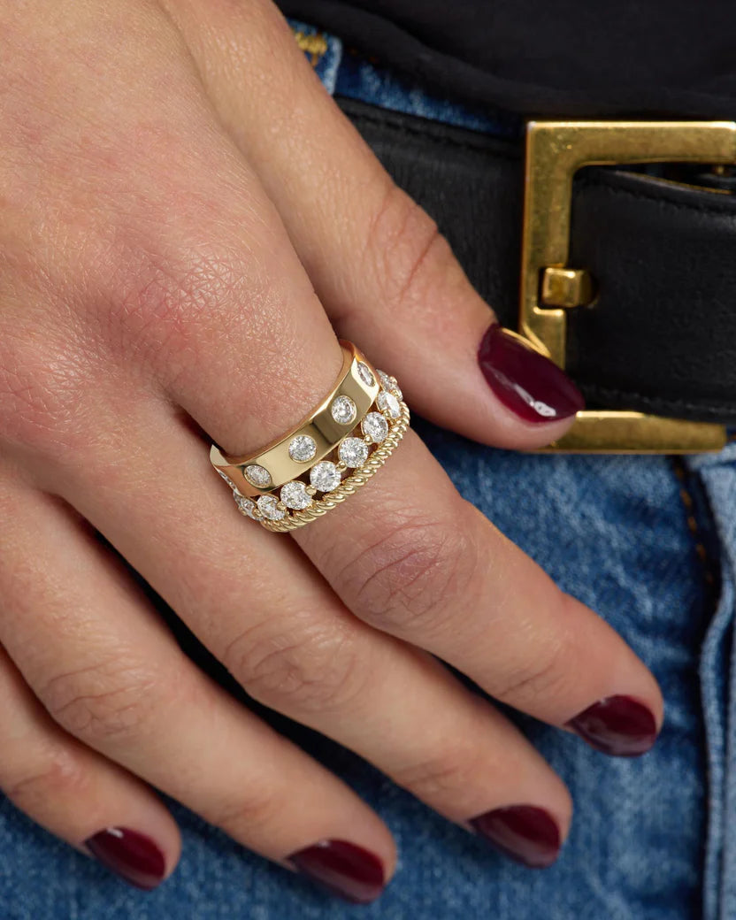 MELINDA MARIA: ASHLEY VENICE RING- GOLD