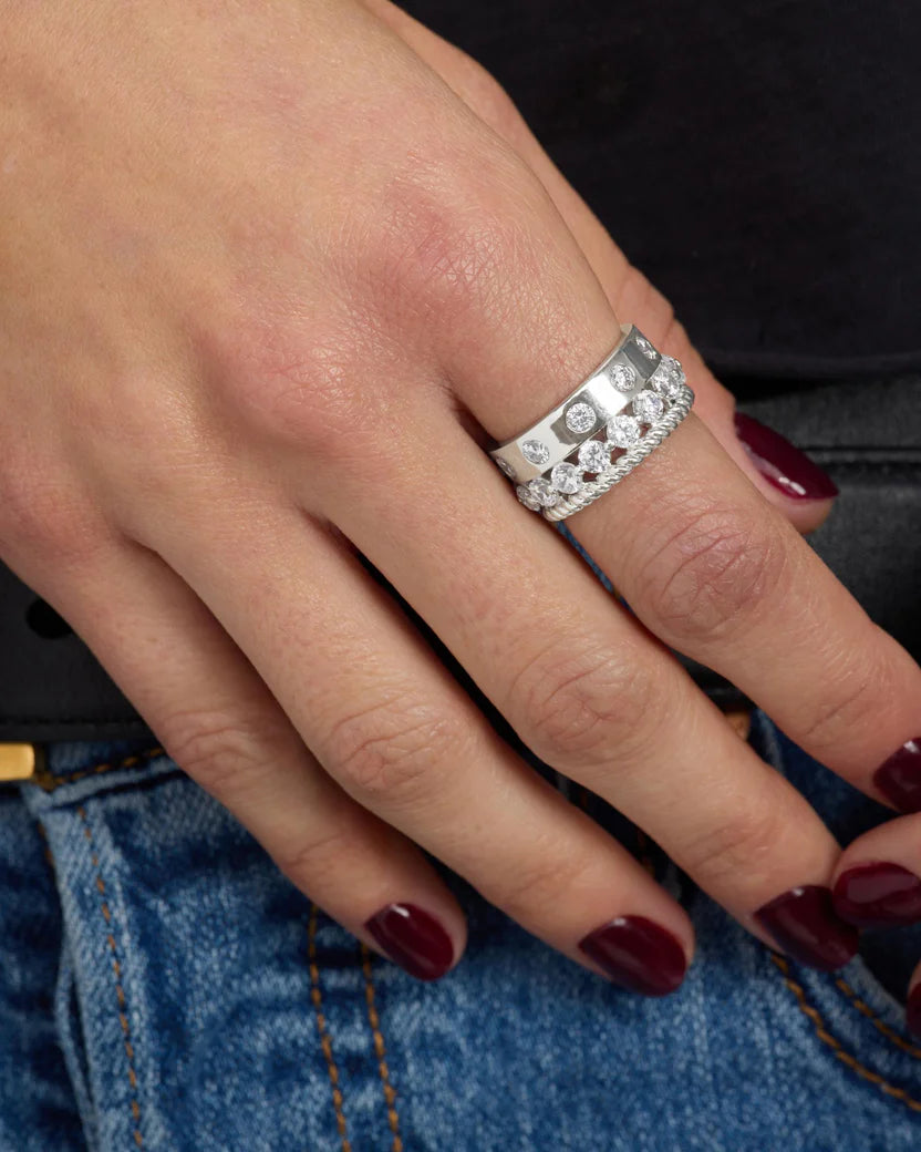 MELINDA MARIA: ASHLEY VENICE RING- SILVER