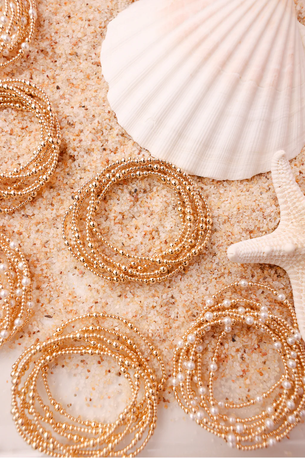 BEADED BLONDES: DAINTY SUTTON PEARL BRACELET