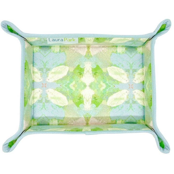 LAURA PARK: ELEPHANT FALLS SNAP TRAY