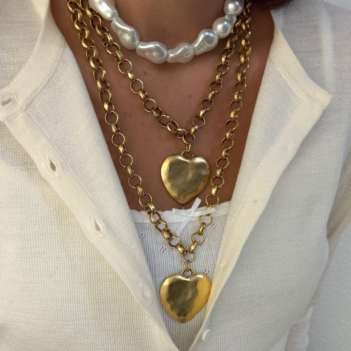 BRACHA: PUFFY HEART NECKLACE