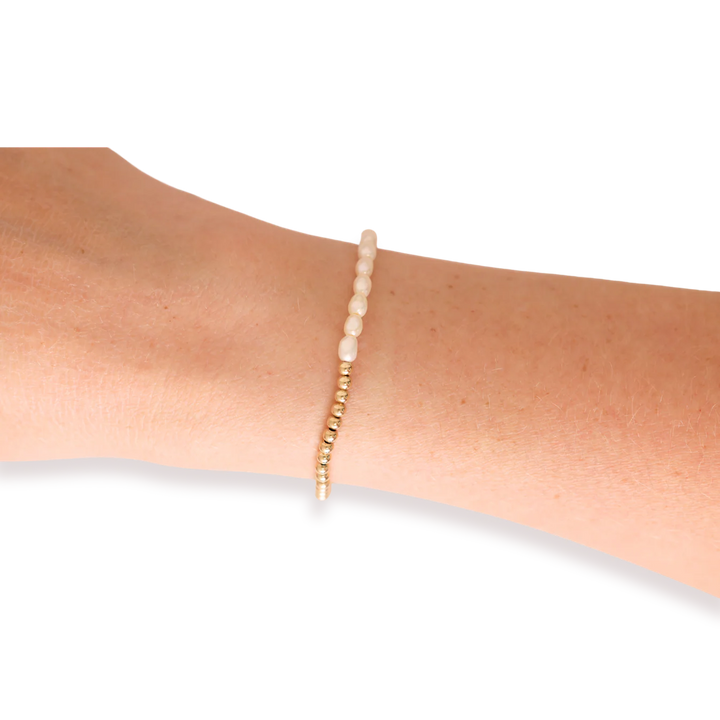 BEADED BLONDES: HANNAH PEARL BRACELET- GOLD