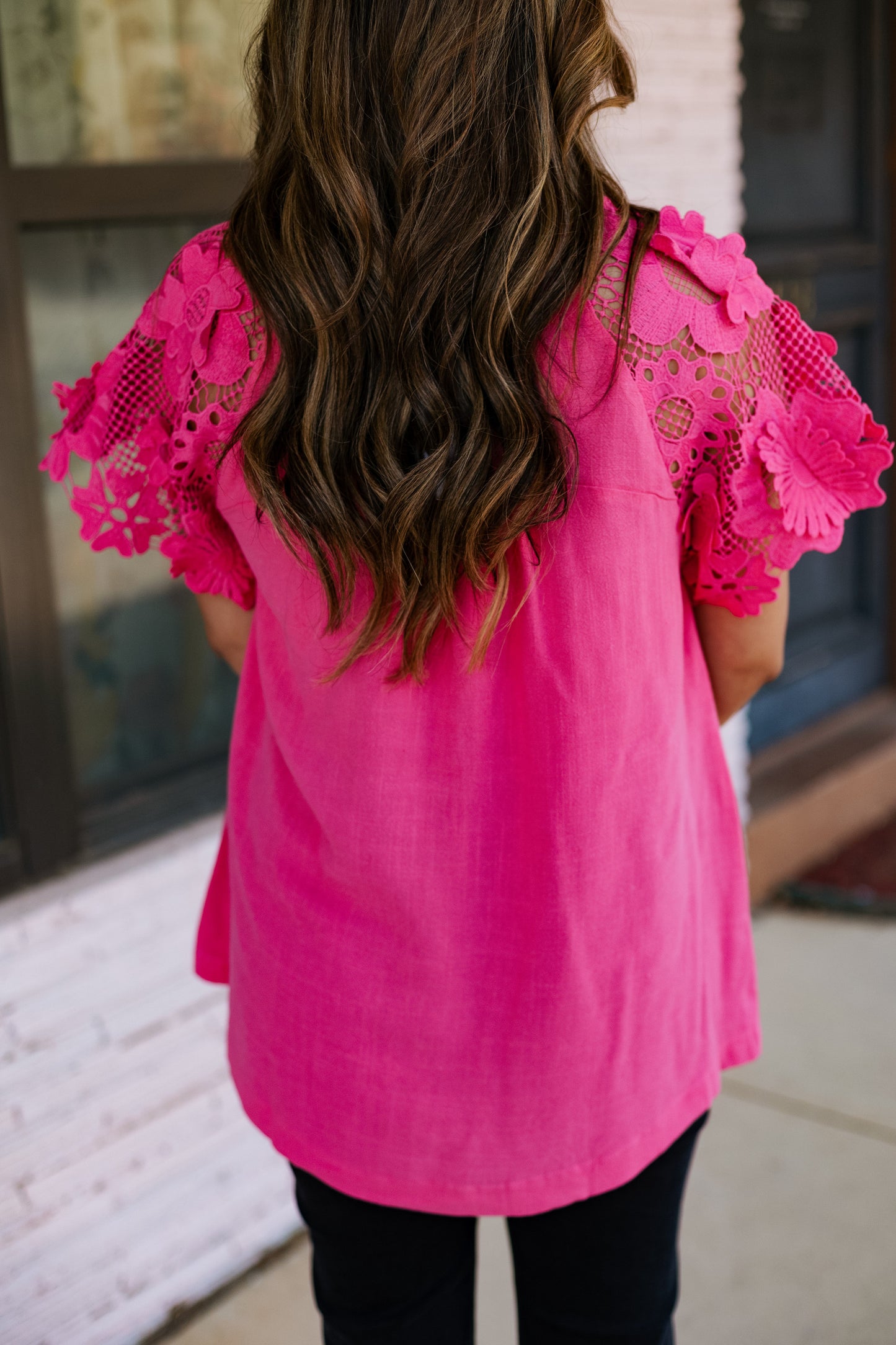 HIBISCUS LACE SLEEVE TOP