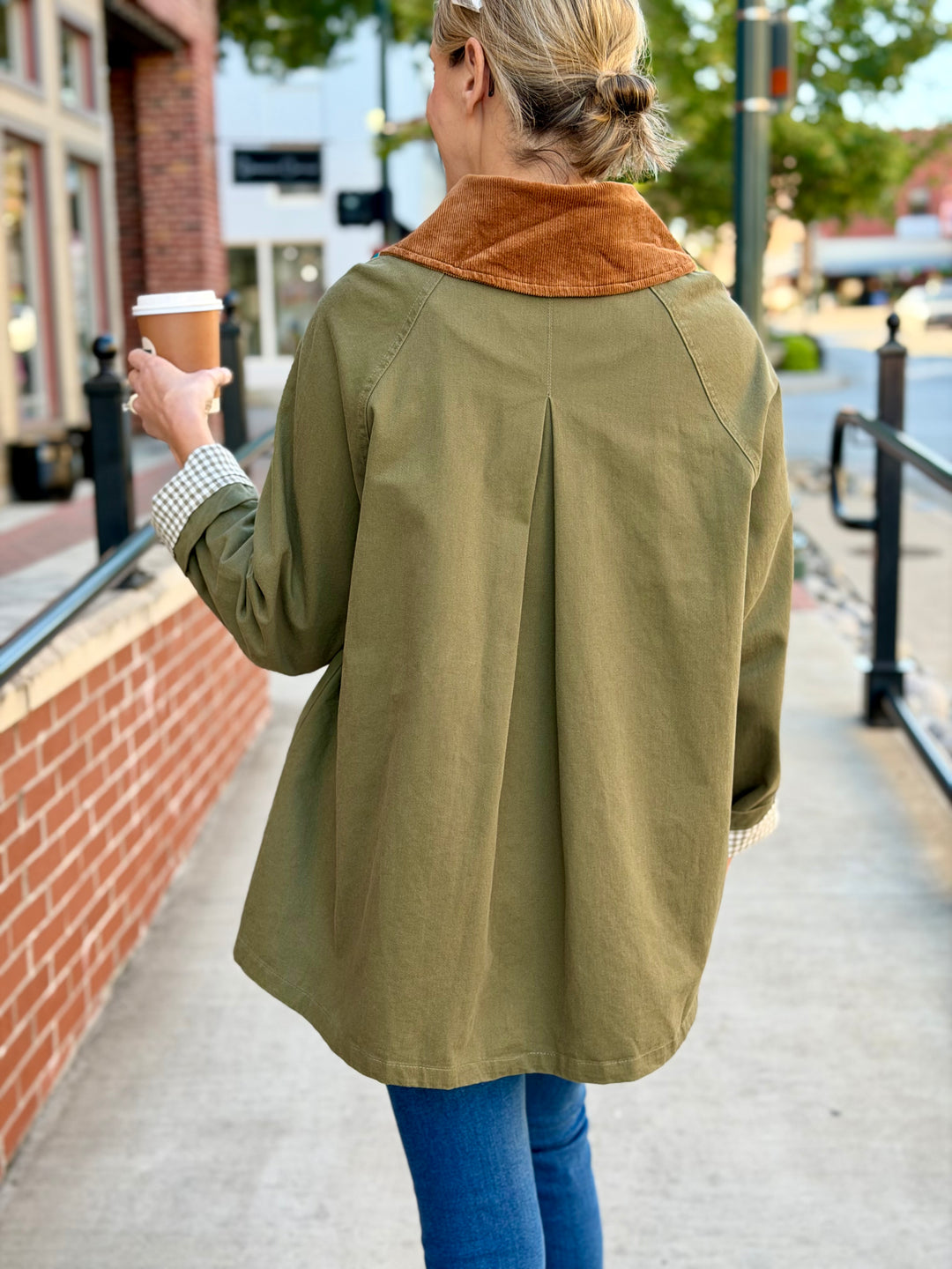 OLIVE BARN JACKET WITH CORDUROY COLLAR