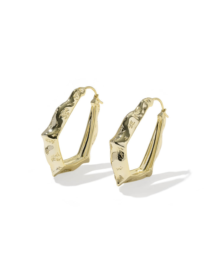 ADRIANA SCALLOP FRAME HOOP-GOLD