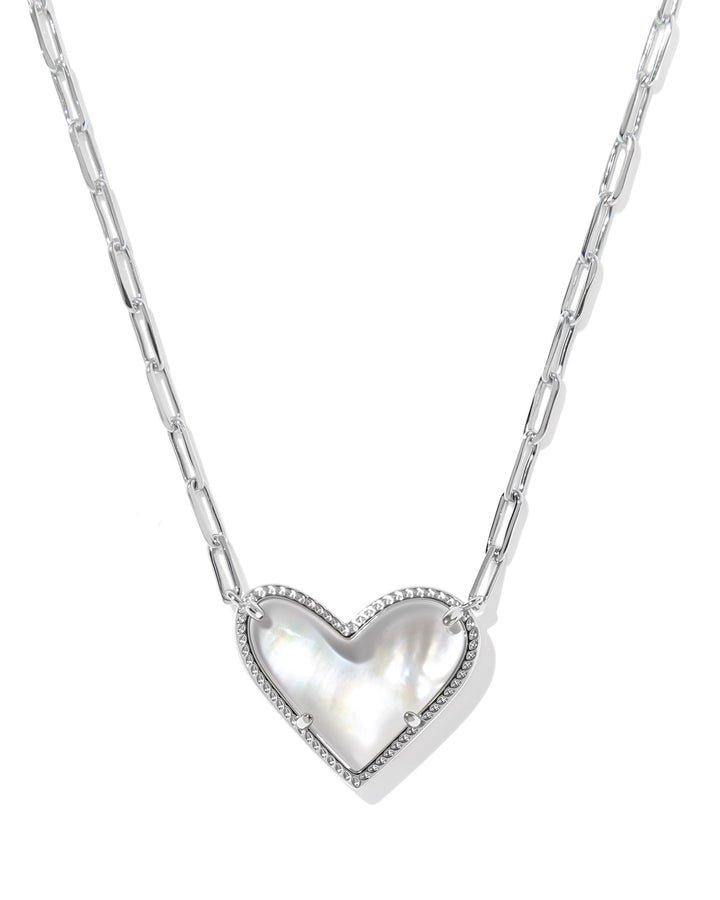 KENDRA SCOTT: ARI HEART STATEMENT NECKLACE-RHODIUM