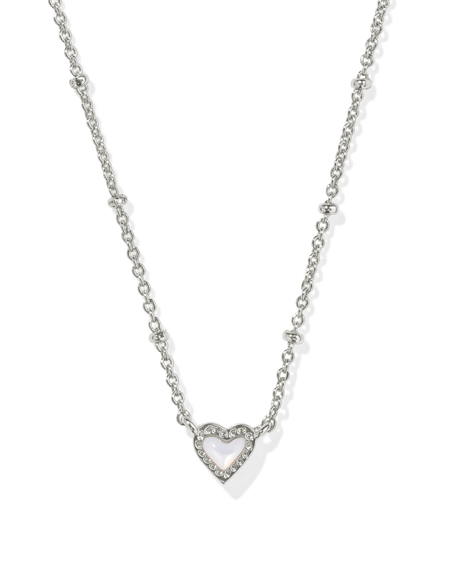 KENDRA SCOTT: MINI ARI HEART SATELLITE NECKLACE GOLD