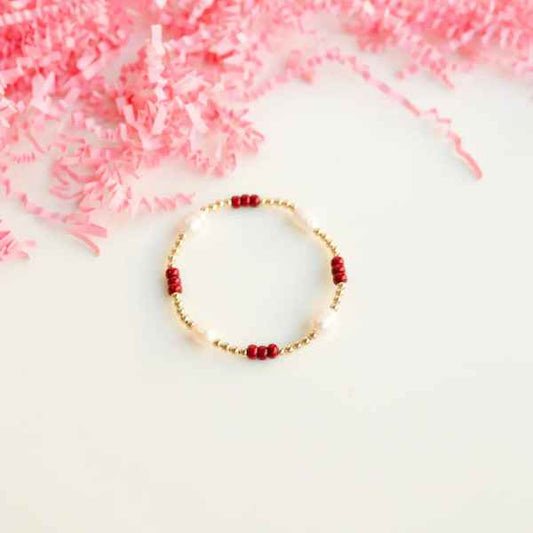 PEARL POPPI BRACELET: MAROON