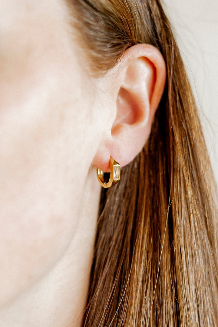 Huggie Earrings - Lottie Gold