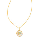 KENDRA SCOTT: Letter Disc Pendant Necklace in Gold/Iridescent Abalone