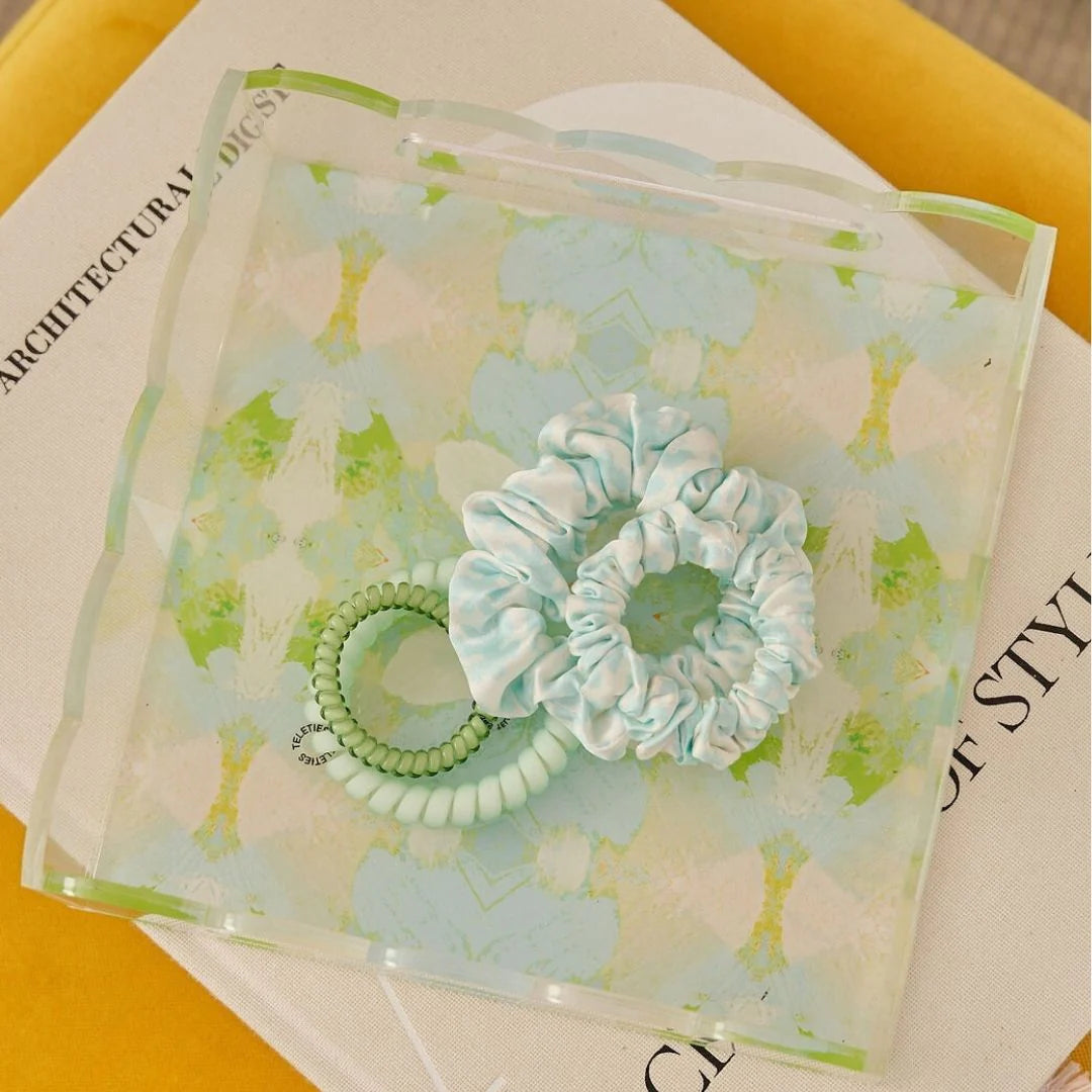 LAURA PARK: ELEPHANT FALLS SCALLOP TRAY