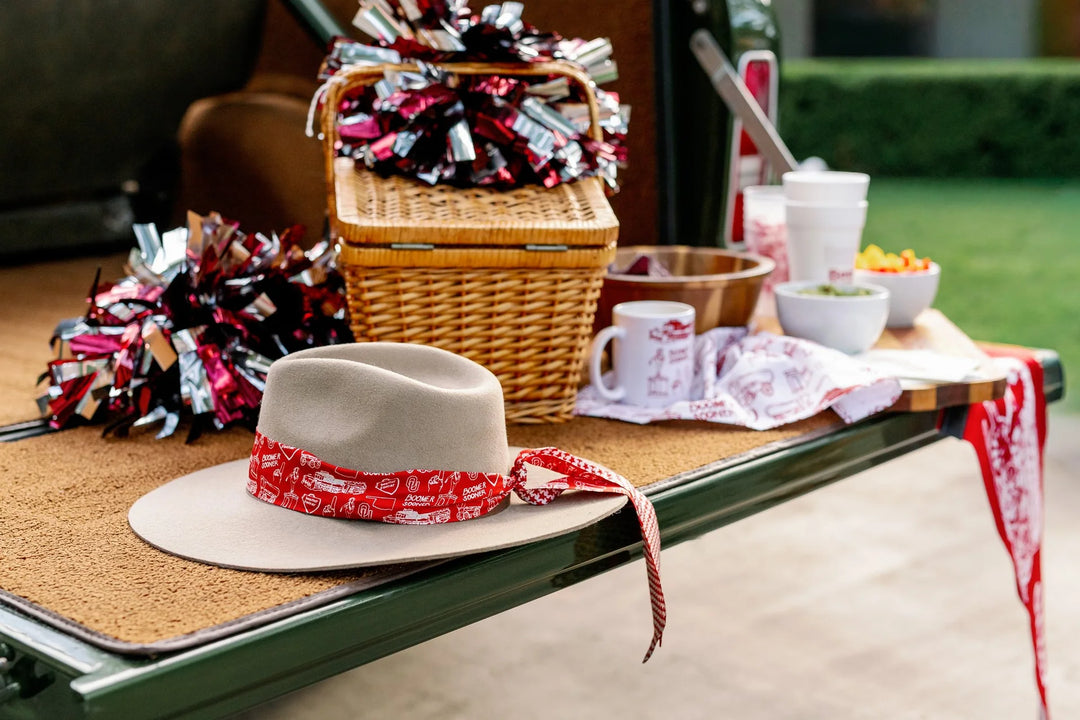 SIDELINE TWILLY SCARF: OU