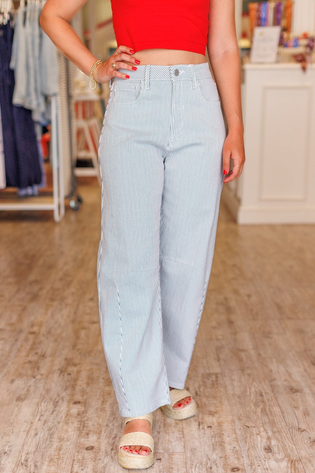 PINSTRIPE BARREL JEAN