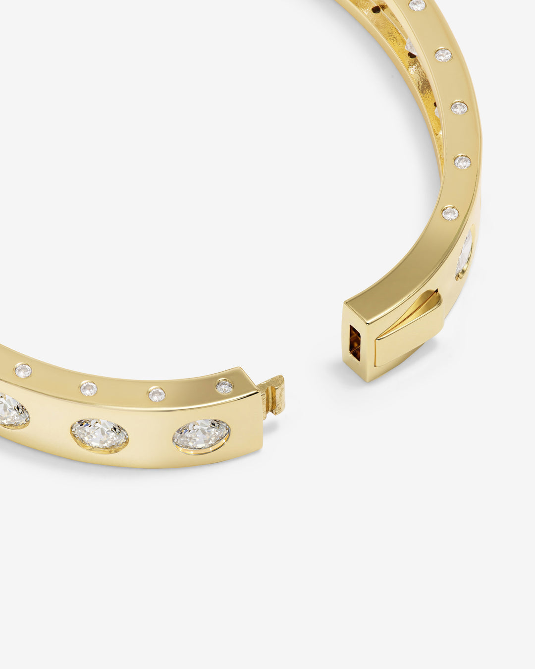 MELINDA MARIA: ASHLEY RODEO LOCK CUFF 9MM-GOLD