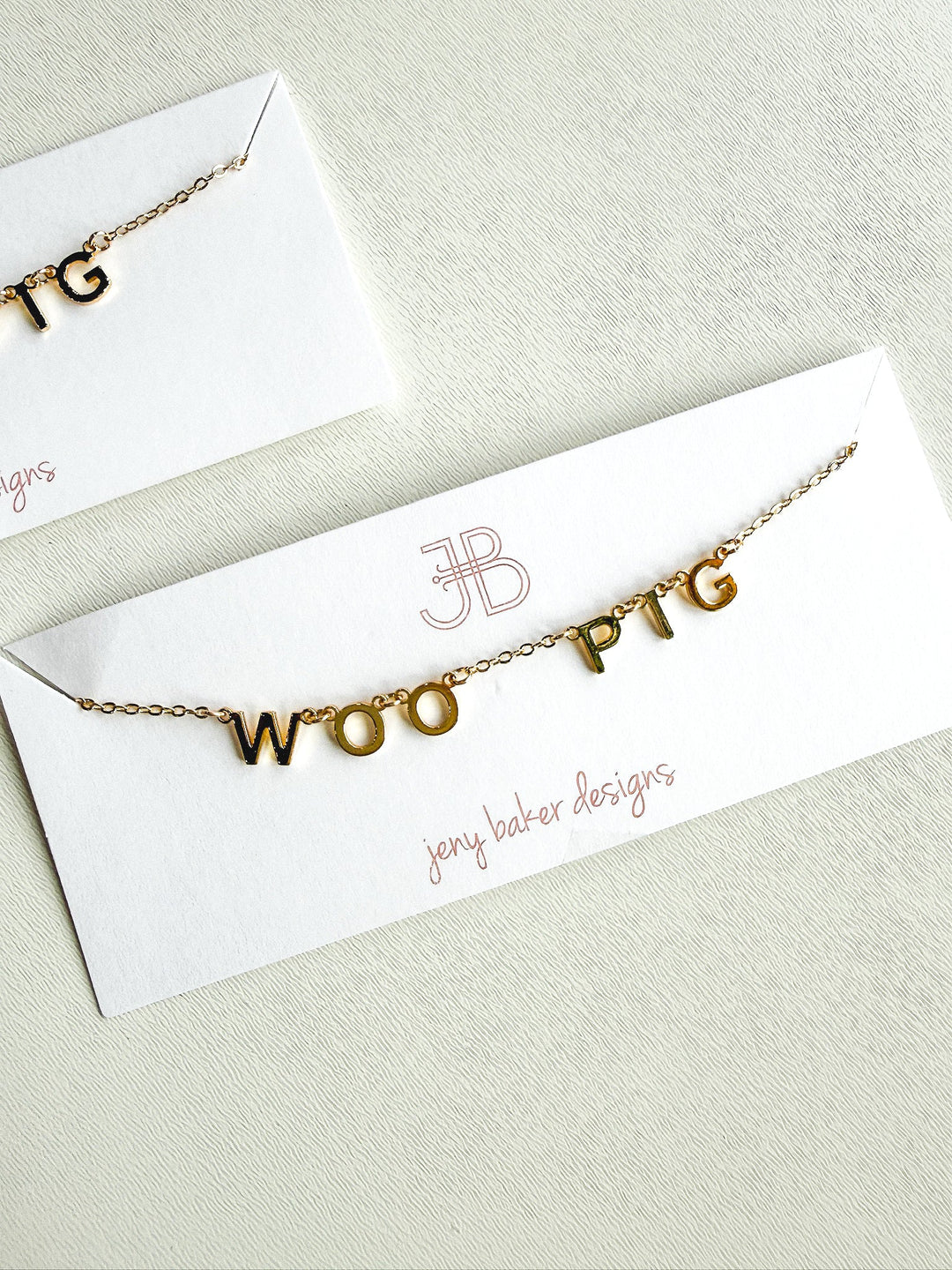 CHANT NECKLACE - WOO PIG