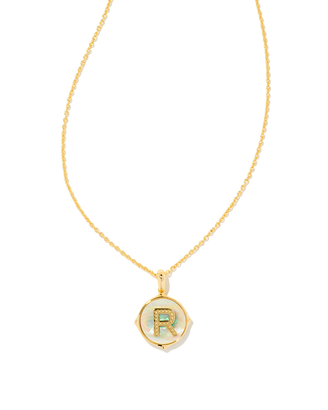 KENDRA SCOTT: Letter Disc Pendant Necklace in Gold/Iridescent Abalone